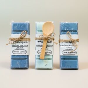 Leather & Labdanum | Highly Scented Wax Melts | TRIO + Spoon | Long Lasting